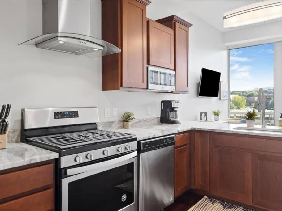 Cozysuites Dream 1Br, Ppg Paints Arena, Pitts Pittsburgh Esterno foto