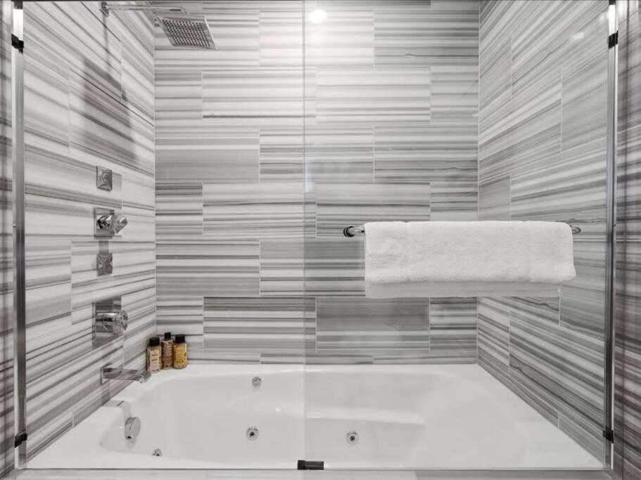 Cozysuites Dream 1Br, Ppg Paints Arena, Pitts Pittsburgh Esterno foto